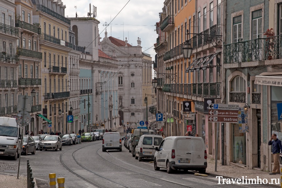 Без пакета: как спланировать поездку в Португалию